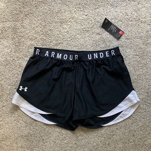 Women’s Under Armor Athletic shorts